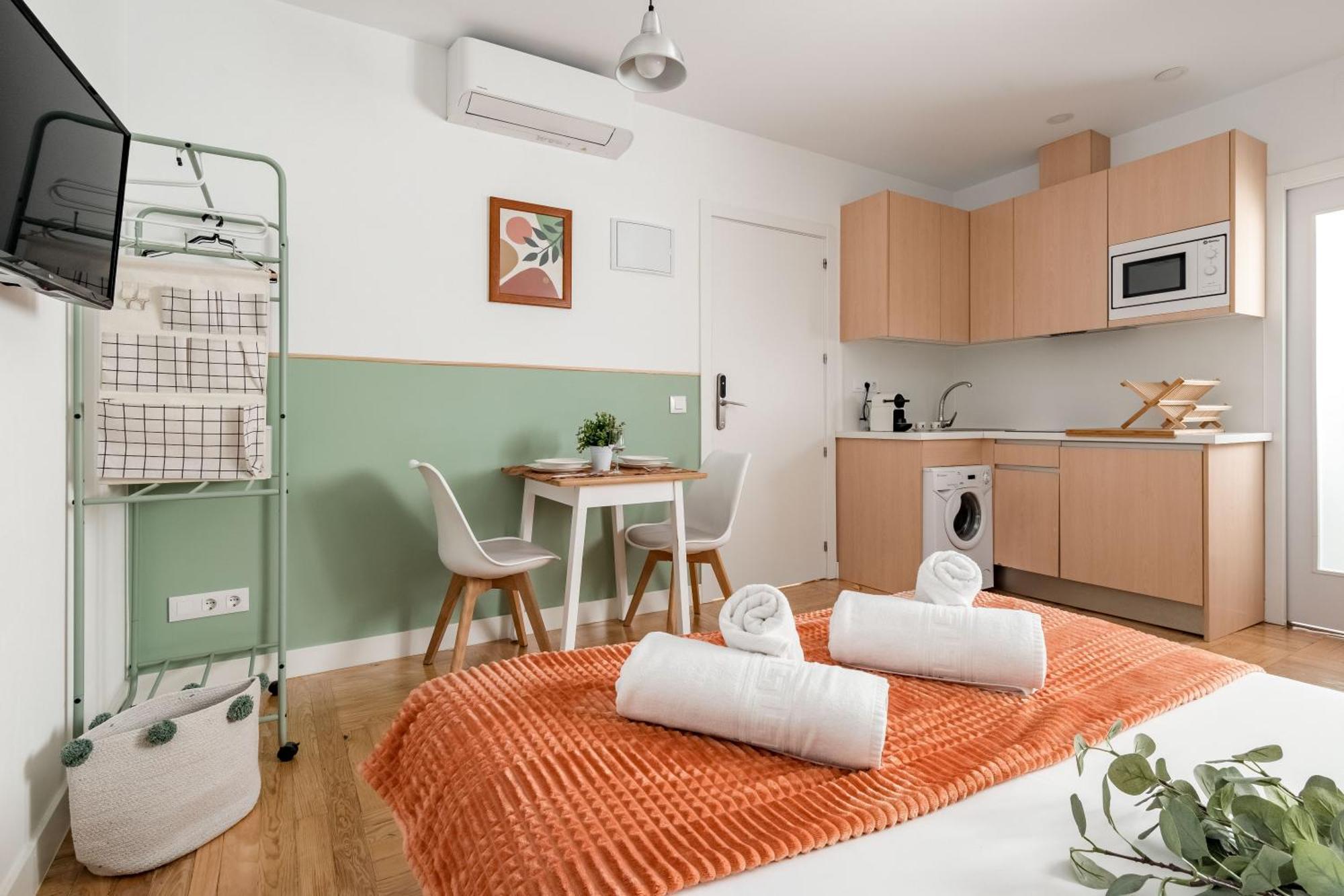 Charming Sol Studios Madrid Exterior foto