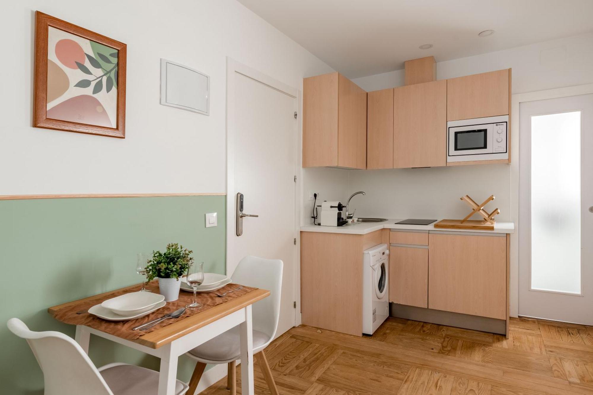 Charming Sol Studios Madrid Exterior foto